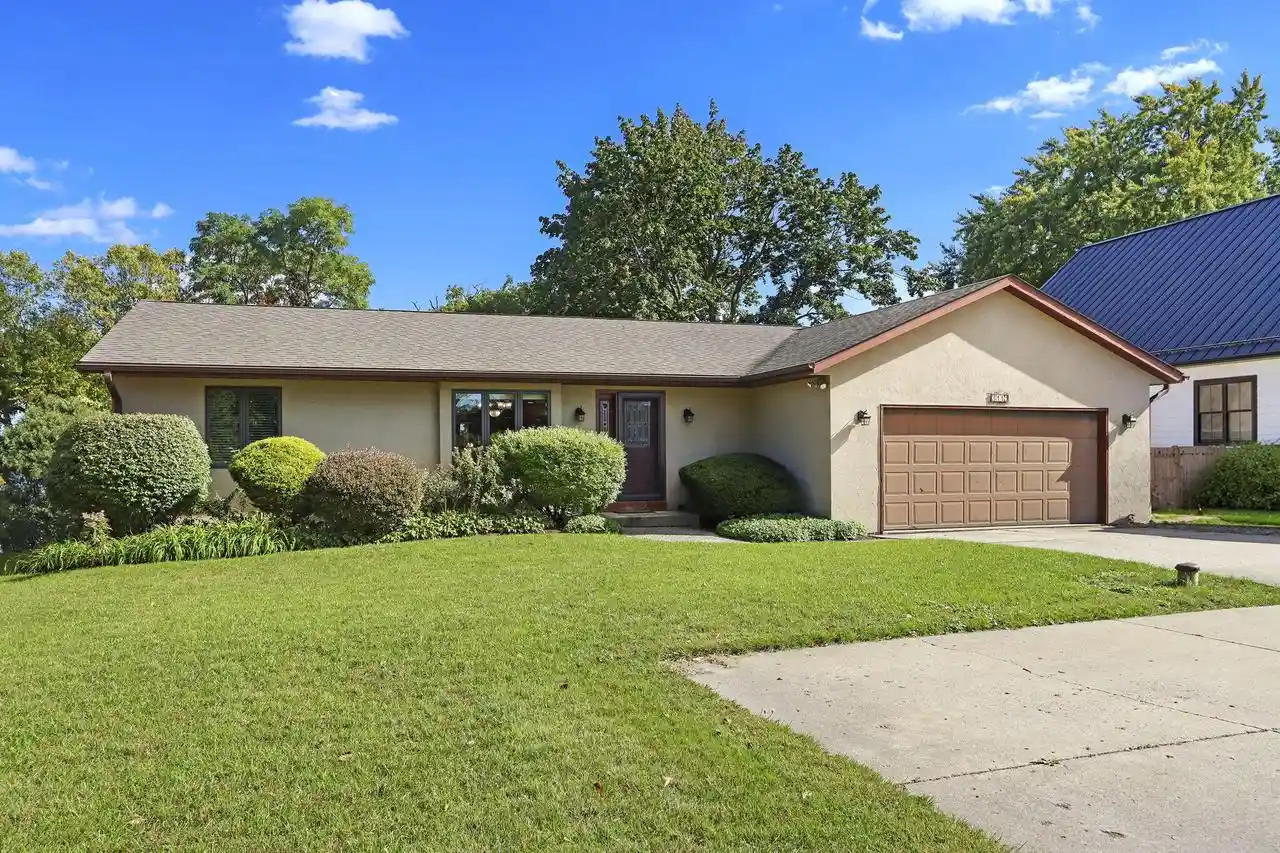 Photo 1 of Single family home for sale at 3119 S Browns Lake Dr, Burlington, WI 53105 | MLS# 1983683 | Listing updated on 2026-10-07