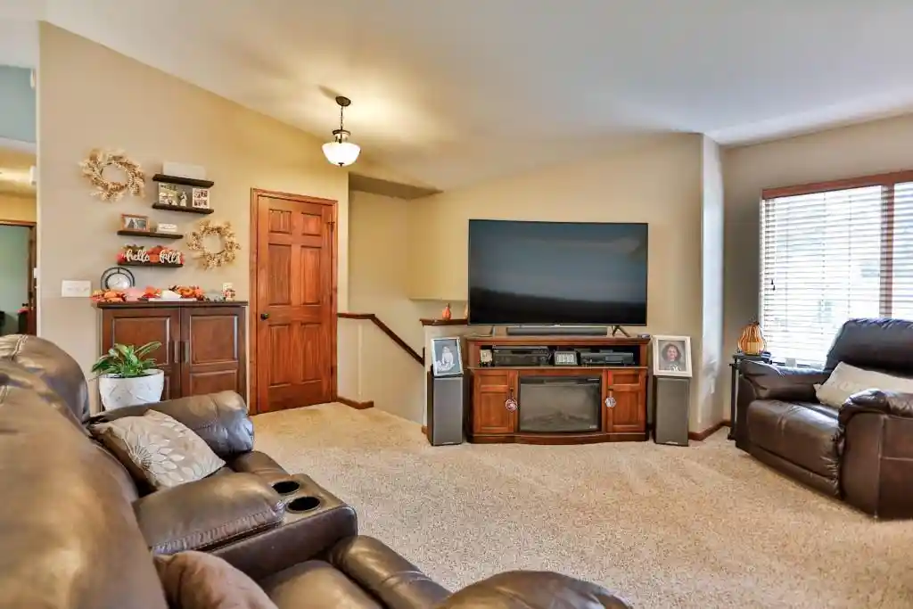 Photo 3 of Single family home for sale at 1720 Mortenson Dr, Wausau, WI 54401 | MLS# 22604992 | Listing updated on 2026-10-09