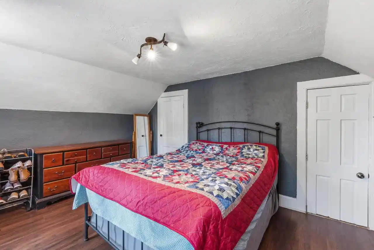 Photo 3 of Single family home for sale at 423 S Rural St, Hartford, WI 53027 | MLS# 1983688 | Listing updated on 2026-10-14