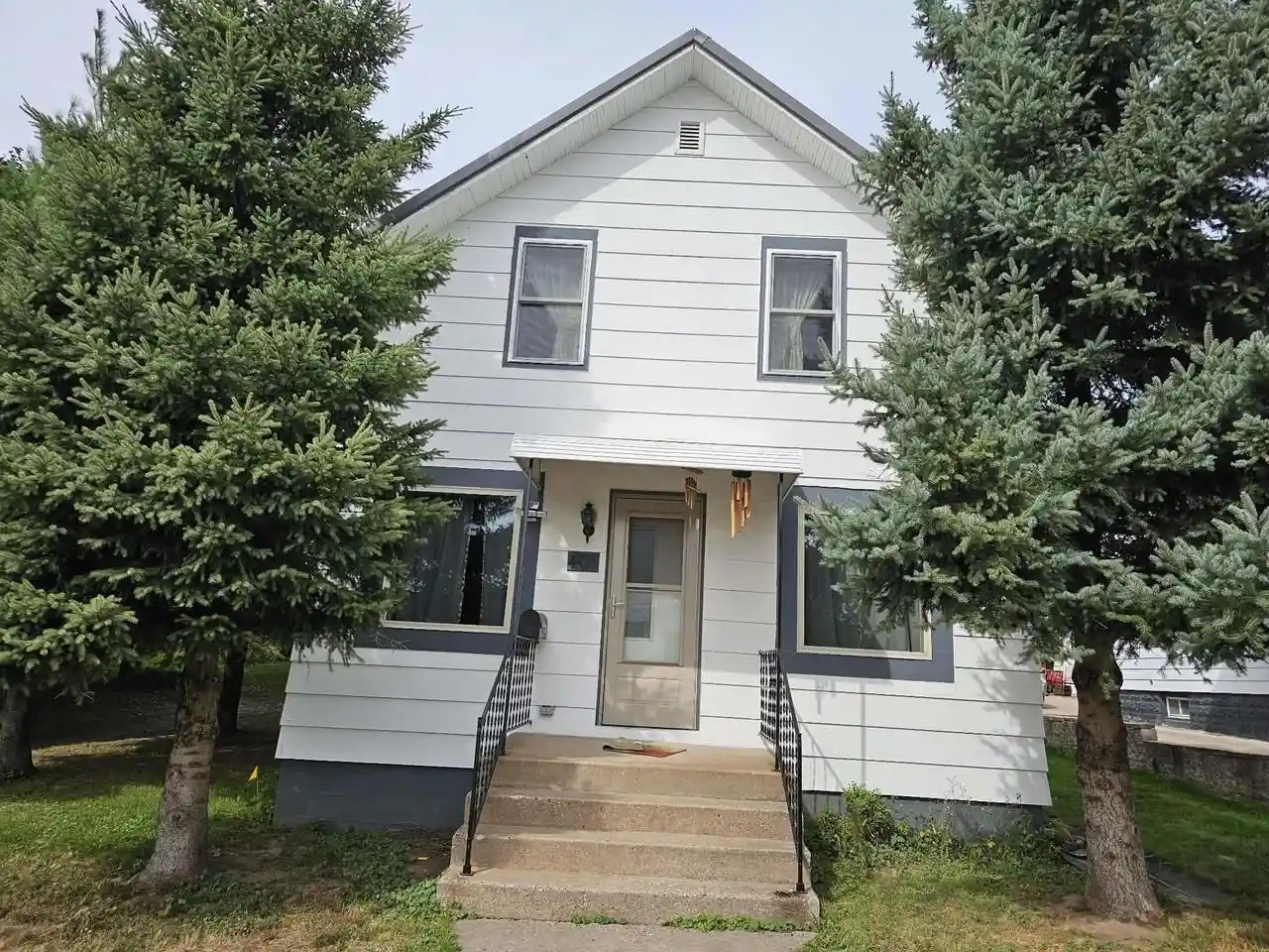 Photo 1 of Single family home for sale at 408 E East St, Iron Mountain, MI 49801 | MLS# 50333893 | Listing updated on 2026-10-07