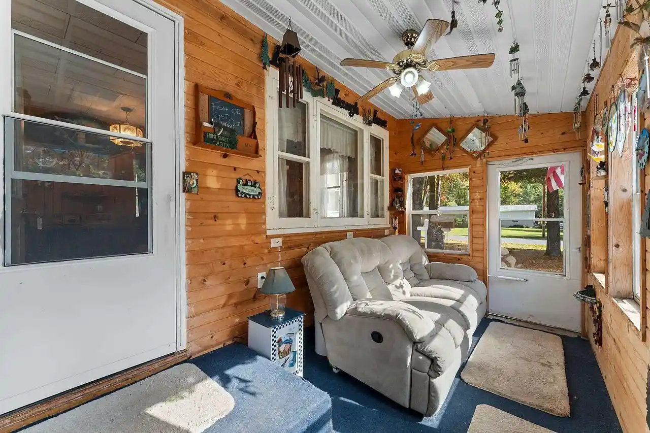 Photo 4 of Single family home for sale at N7805 Noquebay Rd, Crivitz, WI 54114 | MLS# 50333907 | Listing updated on 2026-10-07