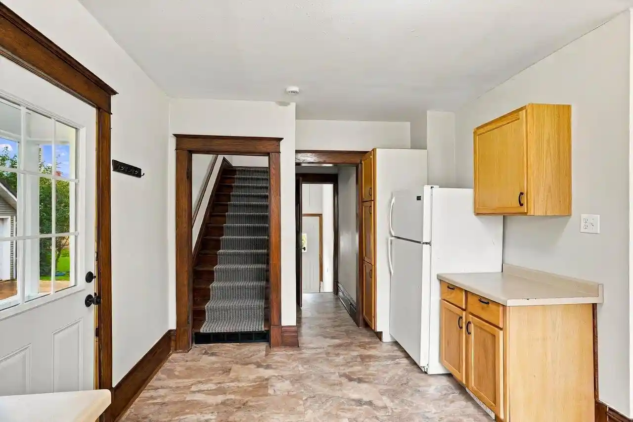 Photo 4 of Single family home for sale at 510 W Blodgett St, Marshfield, WI 54449 | MLS# 22604998 | Listing updated on 2026-10-08