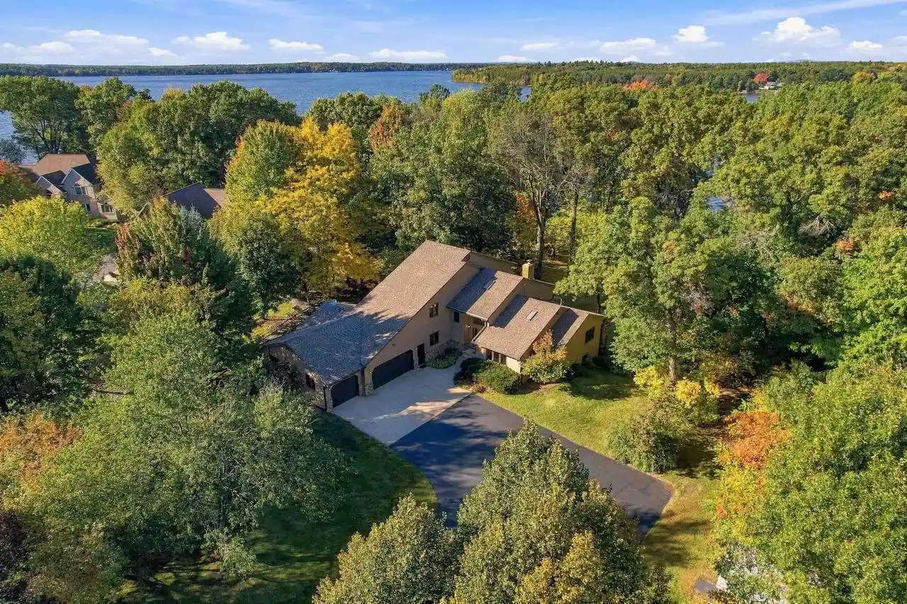 Single family home for sale at 1410 Chippewa Trl, Mosinee, WI 54455 | MLS# 22604997