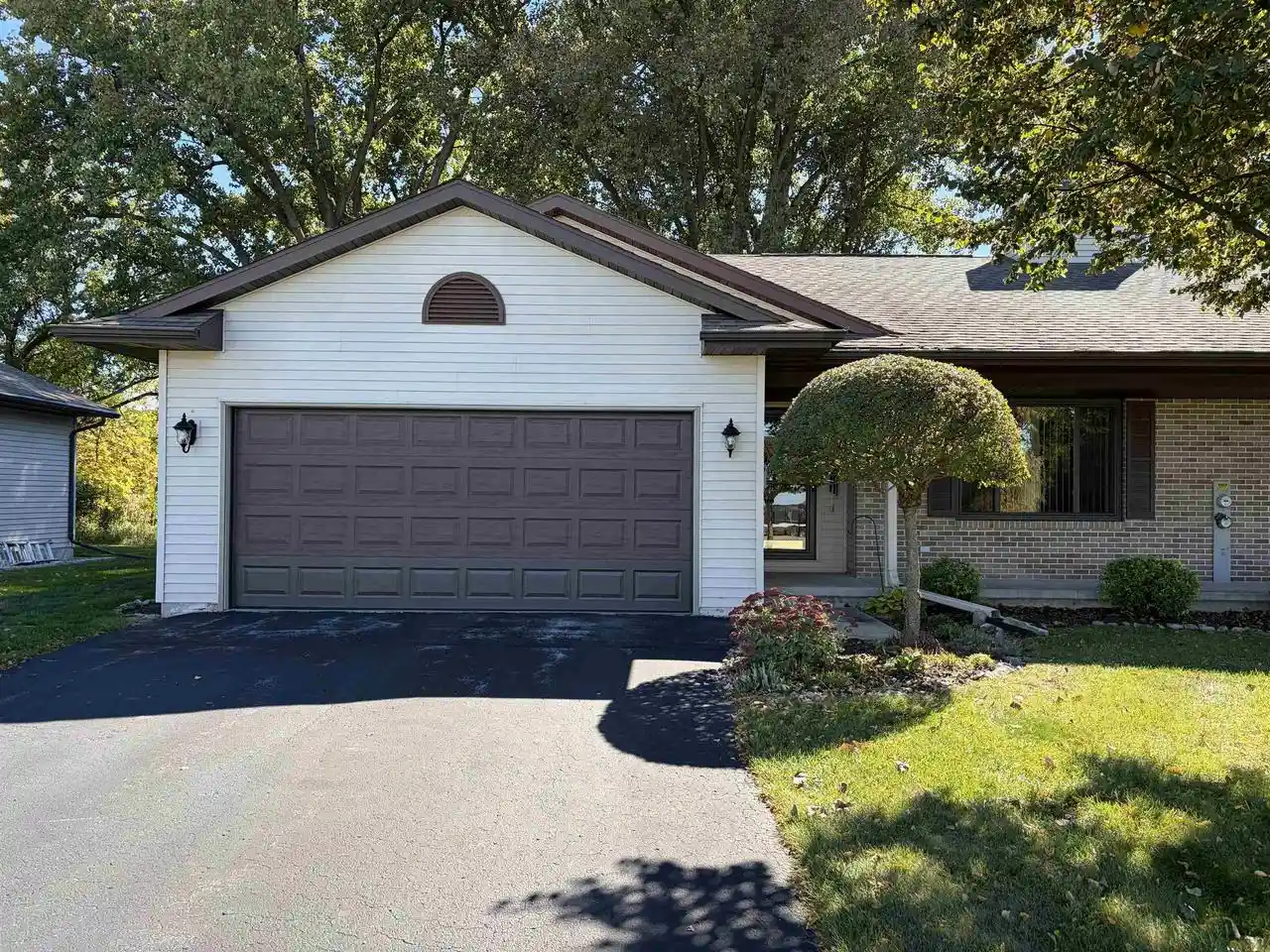 Photo 1 of Condo for sale at N7283 Winnebago Dr, Fond Du Lac, WI 54935 | MLS# 50333912 | Listing updated on 2026-10-09