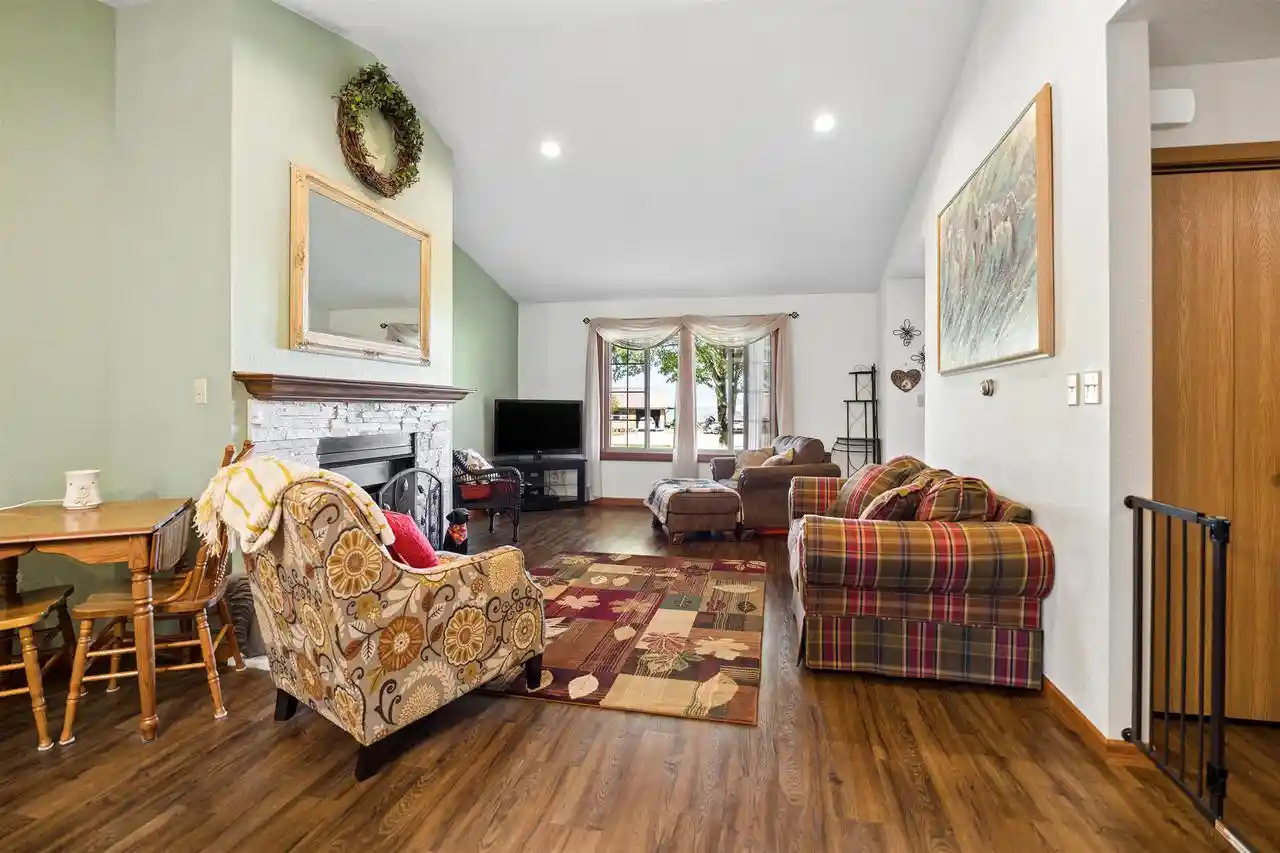 Listing Photo 35 - Condo for sale in N7283 Winnebago Dr located at N7283 Winnebago Dr, Fond Du Lac, WI 54935 - Unit N7283 Winnebago Dr