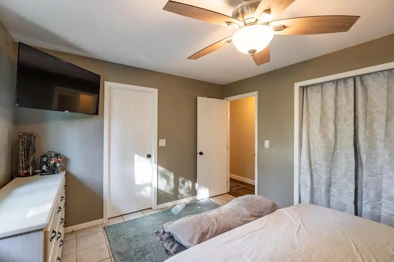 Photo 3 of Single family home for sale at 420 Wagon Dr, West Salem, WI 54669 | MLS# 1983718 | Listing updated on 2026-10-07