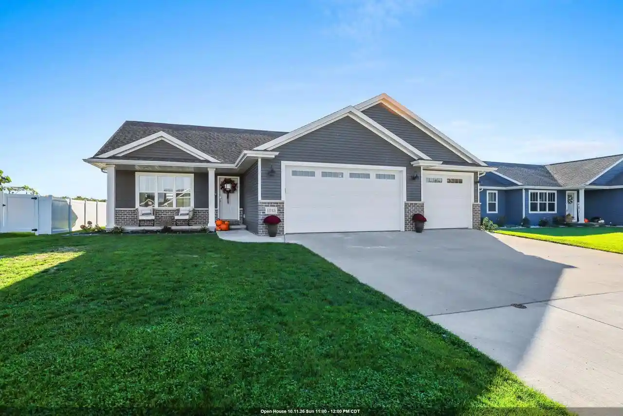 Single family home for sale at 1013 Grassy Meadow Ln, Menasha, WI 54952 | MLS# 50333920
