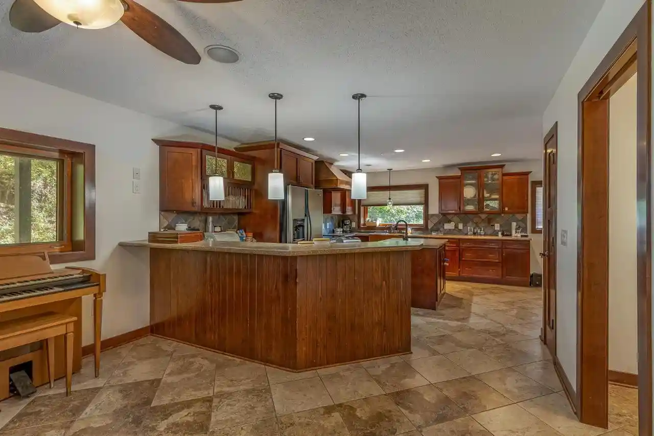 Photo 3 of Single family home for sale at W4591 Drectrah Rd, La Crosse, WI 54601 | MLS# 1983726 | Listing updated on 2026-10-07