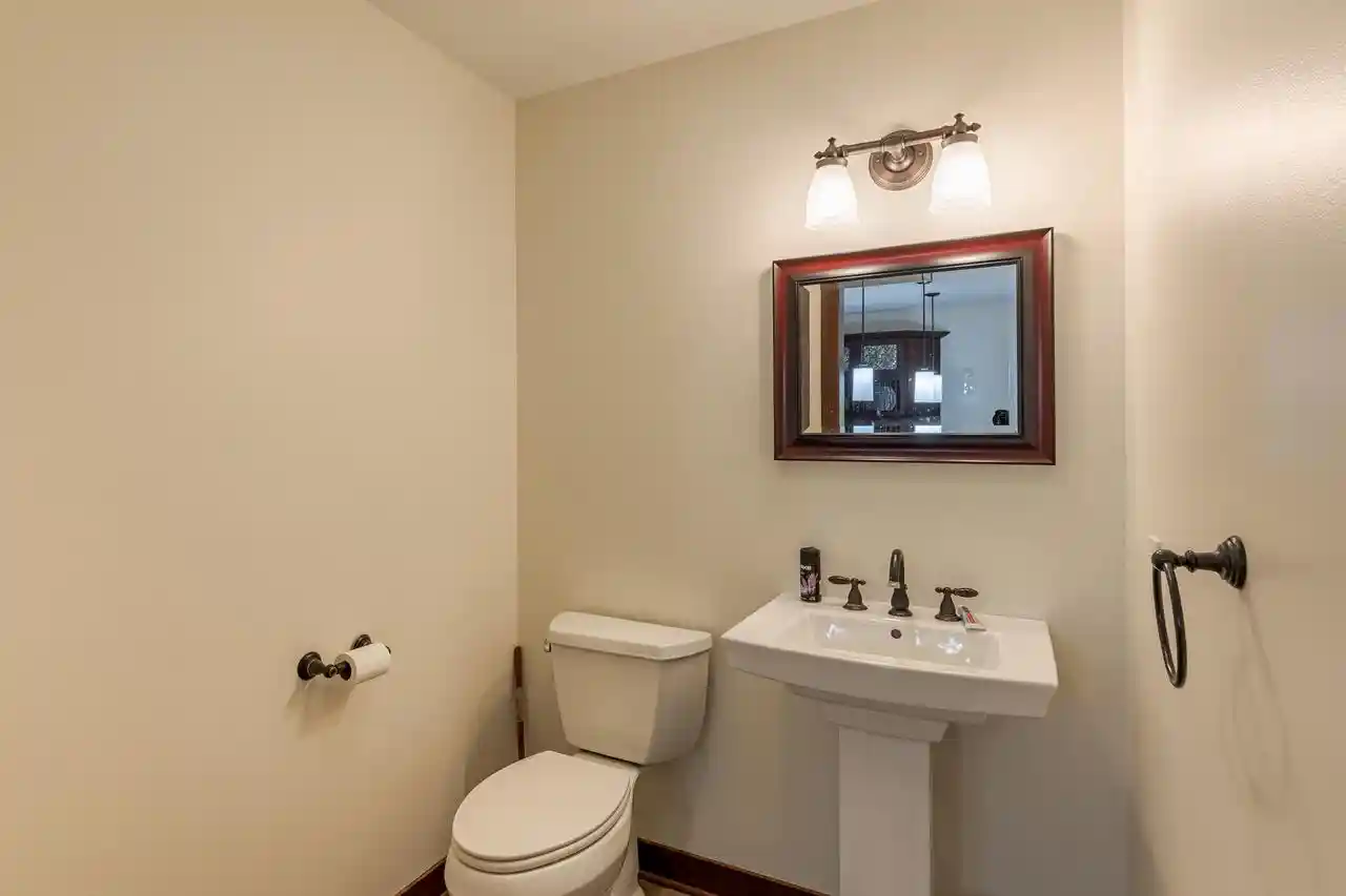 Photo 4 of Single family home for sale at W4591 Drectrah Rd, La Crosse, WI 54601 | MLS# 1983726 | Listing updated on 2026-10-07