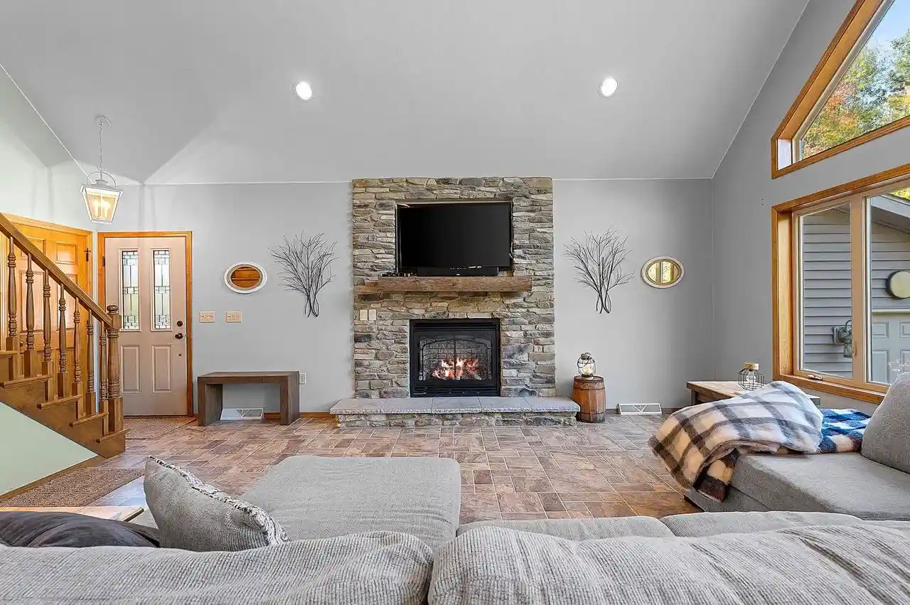 Photo 3 of Single family home for sale at 2277 J Edward Ct, Suamico, WI 54313 | MLS# 50333925 | Listing updated on 2026-10-07