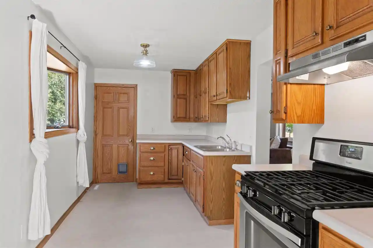 Photo 4 of Single family home for sale at 2501 Ellis St, Stevens Point, WI 54481 | MLS# 22604999 | Listing updated on 2026-10-07