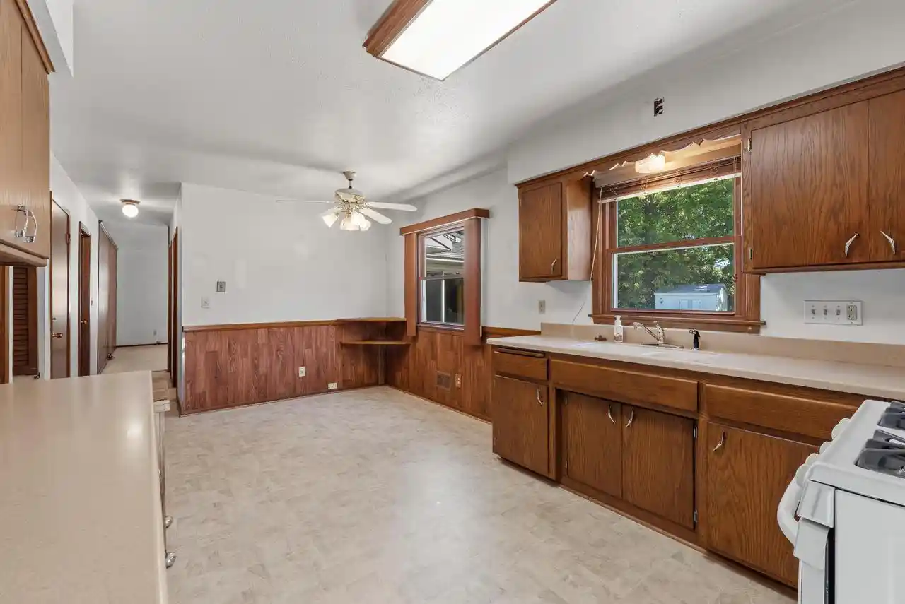 Photo 3 of Single family home for sale at 1115 Saratoga Pkwy, Oconomowoc, WI 53066 | MLS# 1983729 | Listing updated on 2026-10-09