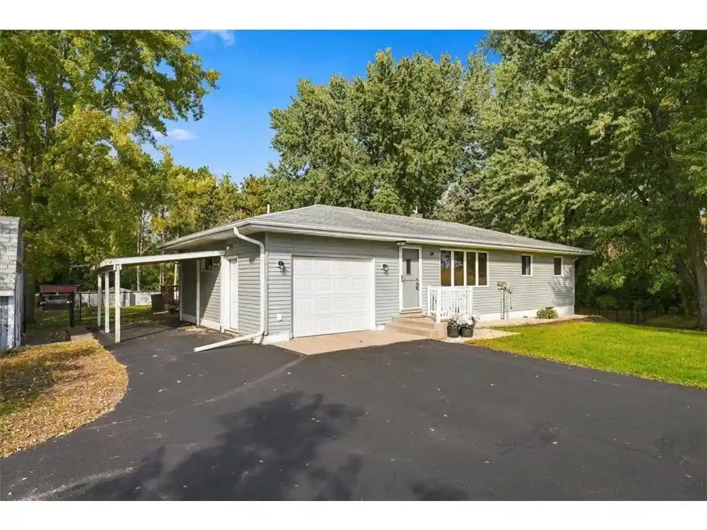 Photo 1 of Single family home for sale at 272 Glenmont Rd, River Falls, WI 54022 | MLS# 7138400 | Listing updated on 2026-10-10