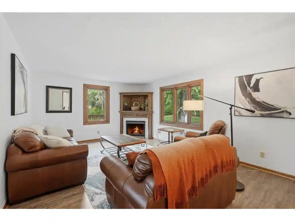 Photo 3 of Single family home for sale at 272 Glenmont Rd, River Falls, WI 54022 | MLS# 7138400 | Listing updated on 2026-10-10