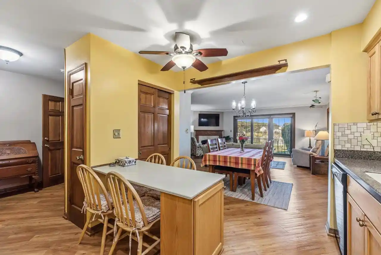 Photo 4 of Condo for sale at 7776 W Tuckaway Shrs Dr, Franklin, WI 53132 | MLS# 1983736 | Listing updated on 2026-10-10