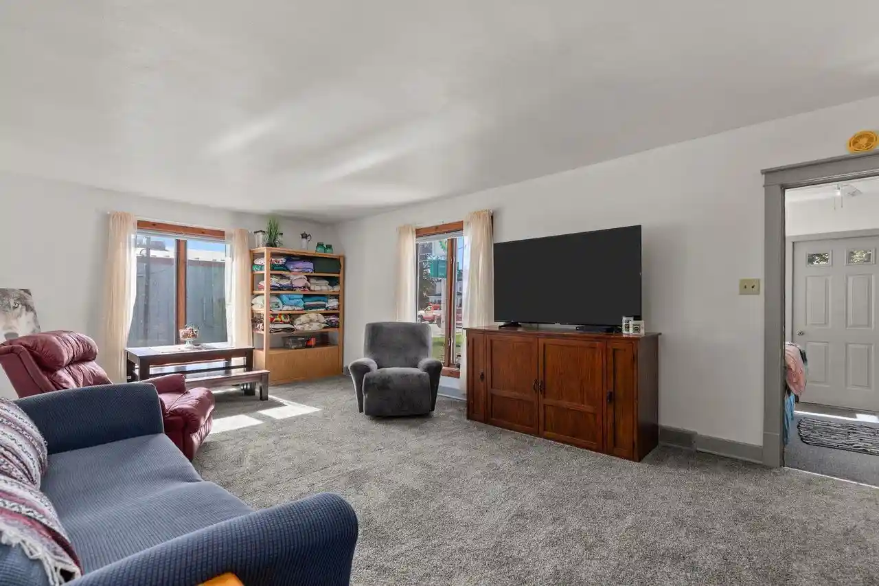Photo 2 of Single family home for sale at 204 N Mckenzie Ave, Gillett, WI 54124 | MLS# 50333905 | Listing updated on 2026-10-07