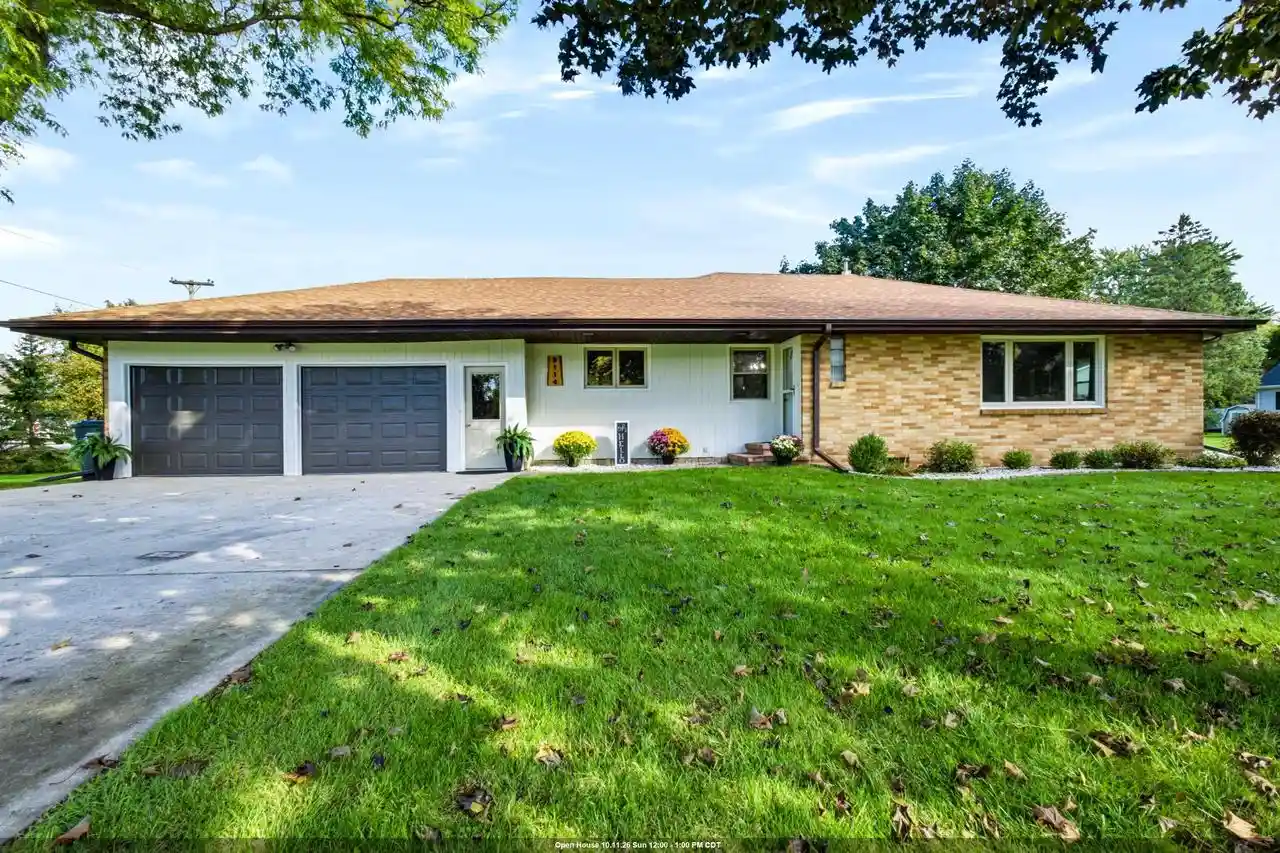 Single family home for sale at 8114 Geenan St, Kaukauna, WI 54130 | MLS# 50333926
