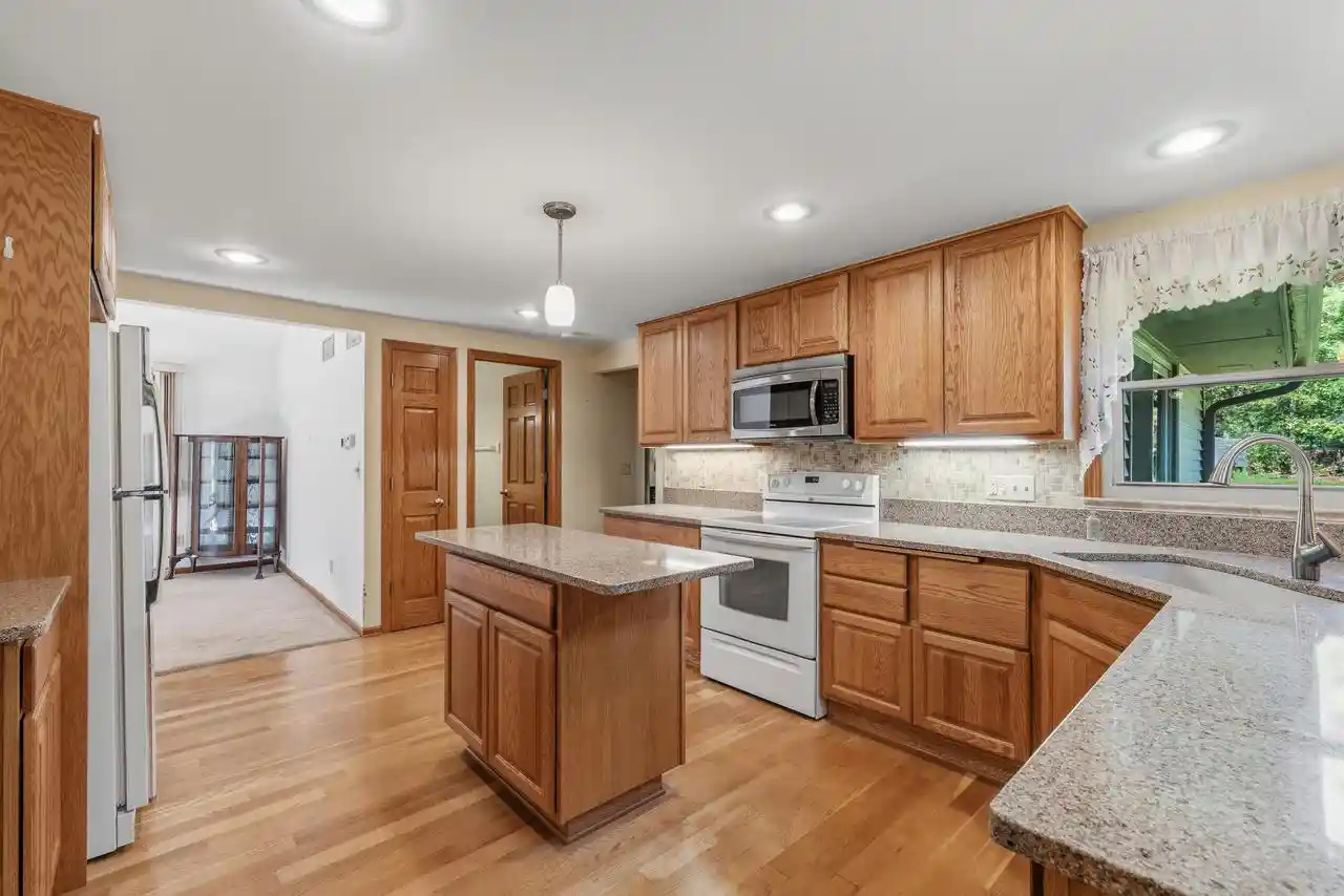 Photo 3 of Single family home for sale at 4264 Kennedy Cir S, Colgate, WI 53017 | MLS# 1983749 | Listing updated on 2026-10-07