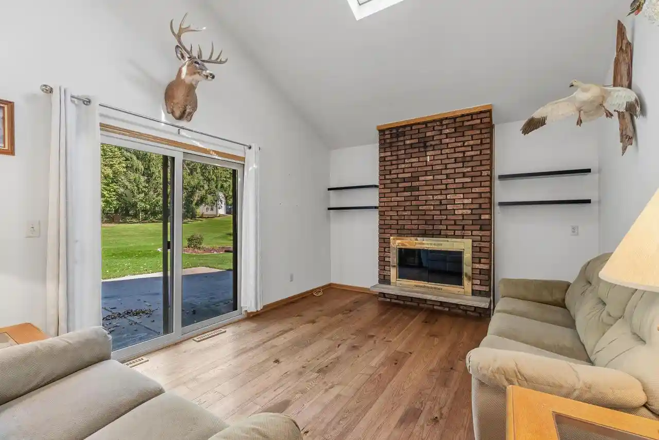 Photo 4 of Single family home for sale at 4264 Kennedy Cir S, Colgate, WI 53017 | MLS# 1983749 | Listing updated on 2026-10-07