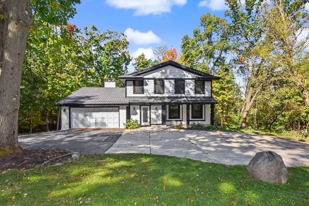 Photo 1 of Single family home for sale at N2781 Wildwood Dr, Lake Geneva, WI 53147 | MLS# 1983752 | Listing updated on 2026-10-07
