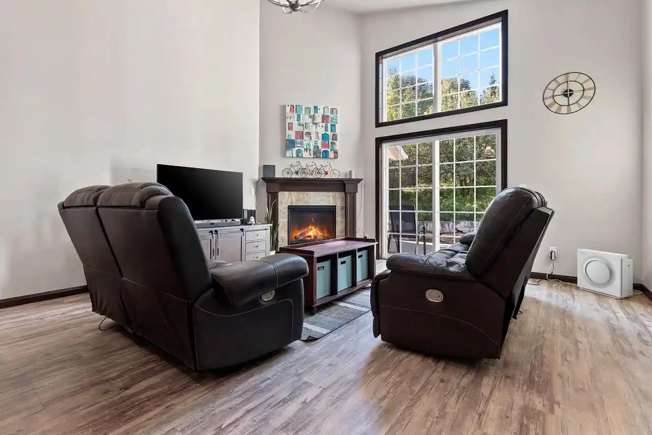 Photo 3 of Condo for sale at 2580 Bay Harbor Cir #2, Green Bay, WI 54304 | MLS# 50333939 | Listing updated on 2026-10-08