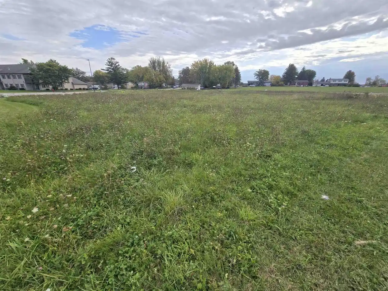 Photo 3 of Land for sale at L8 Boorman Ct, Mauston, WI 53948 | MLS# 2034200 | Listing updated on 2026-10-11