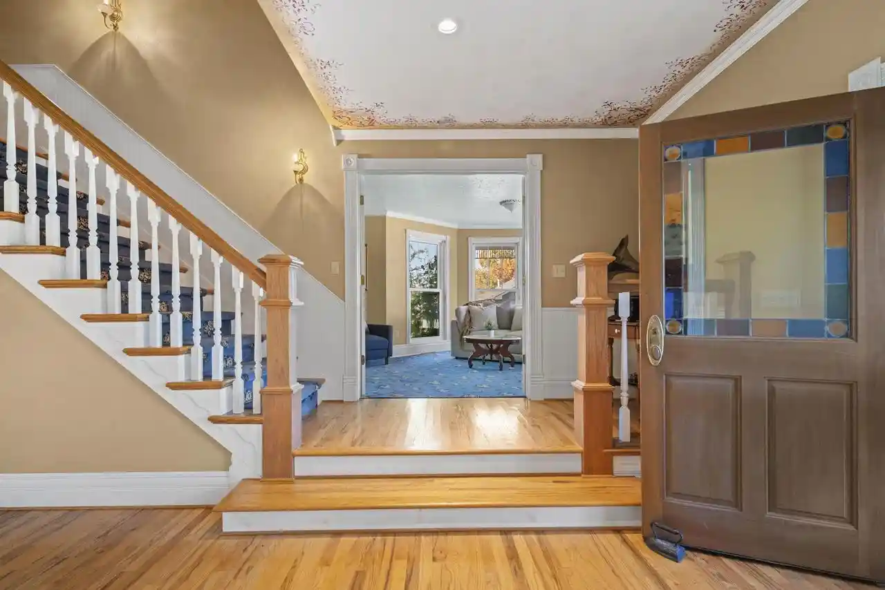 Photo 3 of Single family home for sale at 107 Lamine Ln, Combined Locks, WI 54113 | MLS# 50333932 | Listing updated on 2026-10-07
