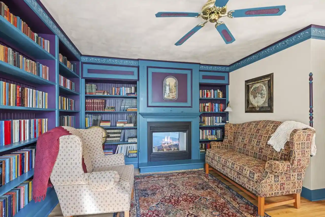 Photo 4 of Single family home for sale at 107 Lamine Ln, Combined Locks, WI 54113 | MLS# 50333932 | Listing updated on 2026-10-07