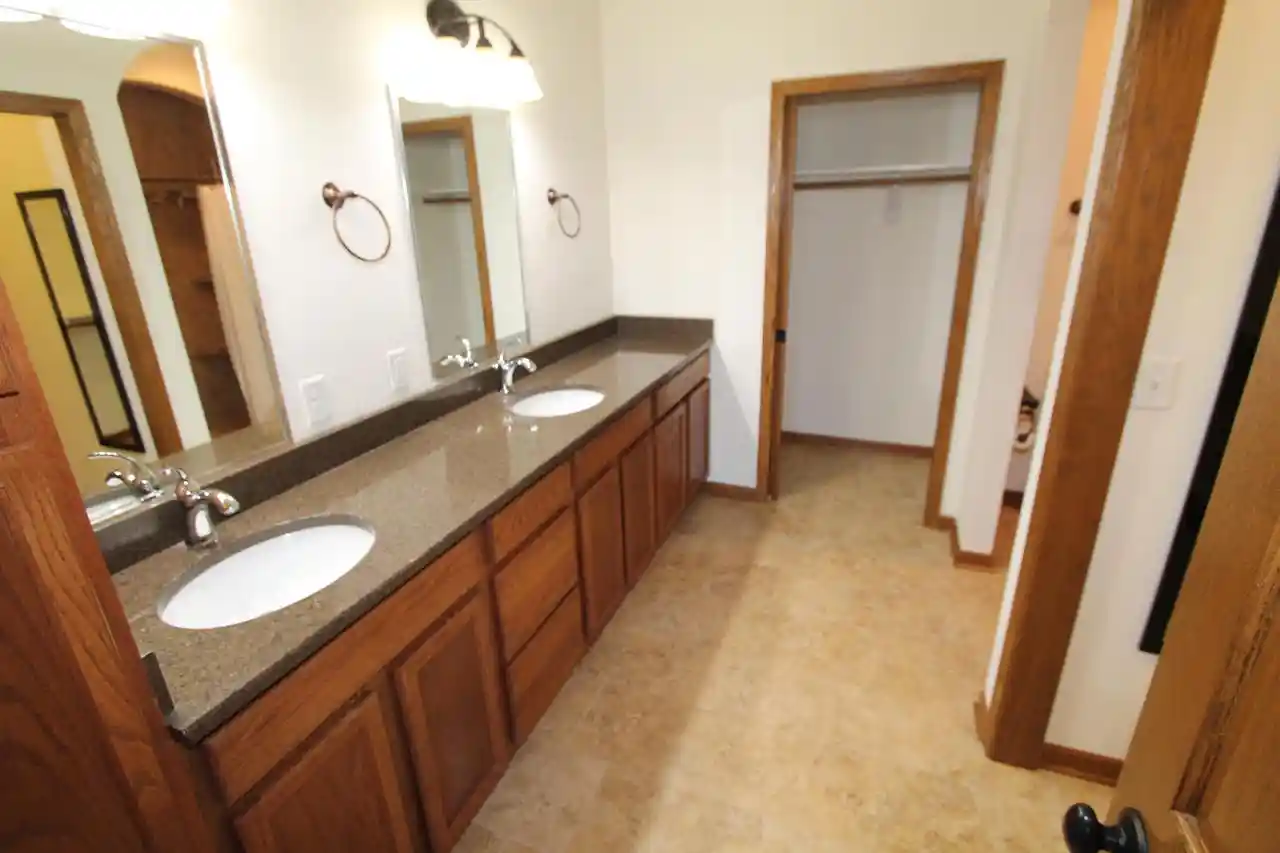 Photo 4 of Condo for sale at 253 Settlement Dr, Burlington, WI 53105 | MLS# 1983760 | Listing updated on 2026-10-07