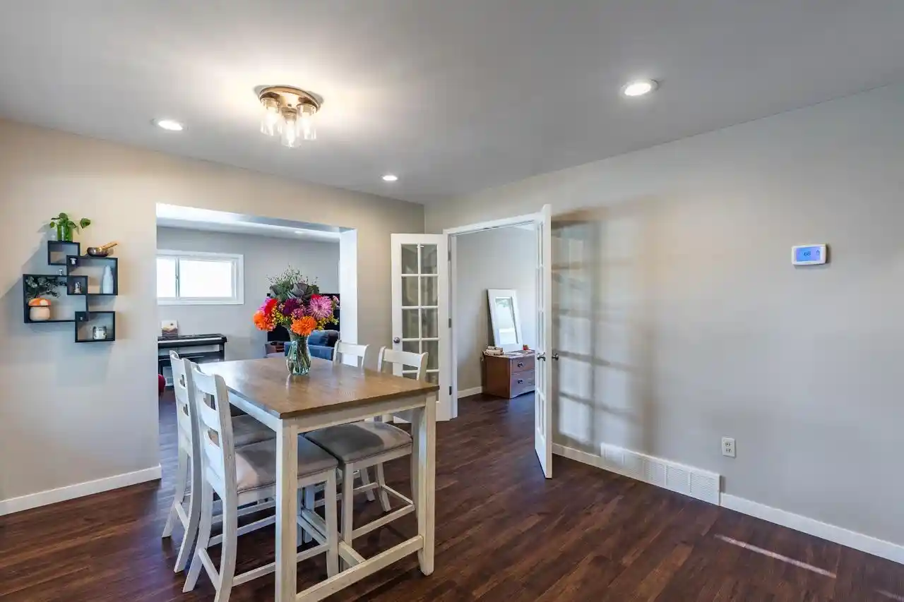 Photo 1 of Single family home for sale at 909 S 21st Avenue, Wausau, WI 54401 | MLS# 22605005 | Listing updated on 2026-10-07