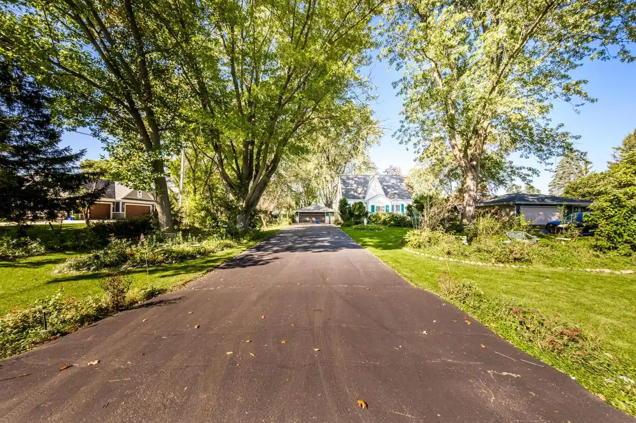 Photo 3 of Single family home for sale at 3285 Fiebrantz Dr, Brookfield, WI 53005 | MLS# 1983765 | Listing updated on 2026-10-07