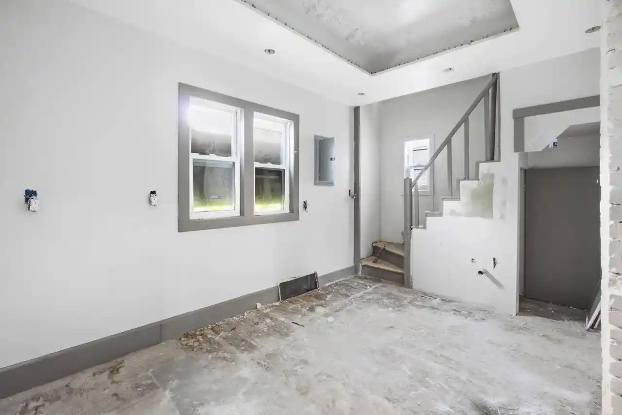 Photo 4 of Single family home for sale at 3521 N 8th Street, Milwaukee, WI 53206 | MLS# 1983771 | Listing updated on 2026-10-07