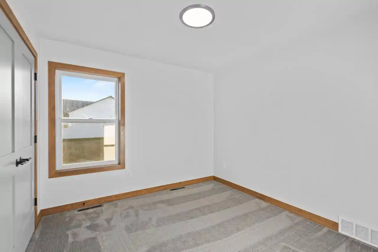 Photo 4 of Single family home for sale at 4932 Water Mint Way, Green Bay, WI 54313 | MLS# 50333945 | Listing updated on 2026-10-07