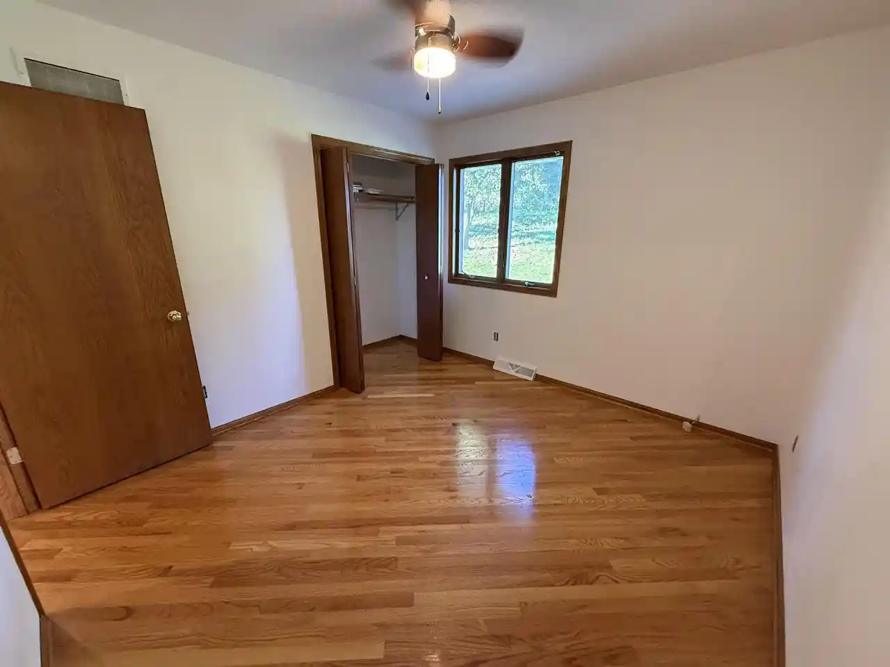 Photo 3 of Single family home for sale at 1204 Navaho Ct, Fort Atkinson, WI 53538 | MLS# 2034209 | Listing updated on 2026-10-08