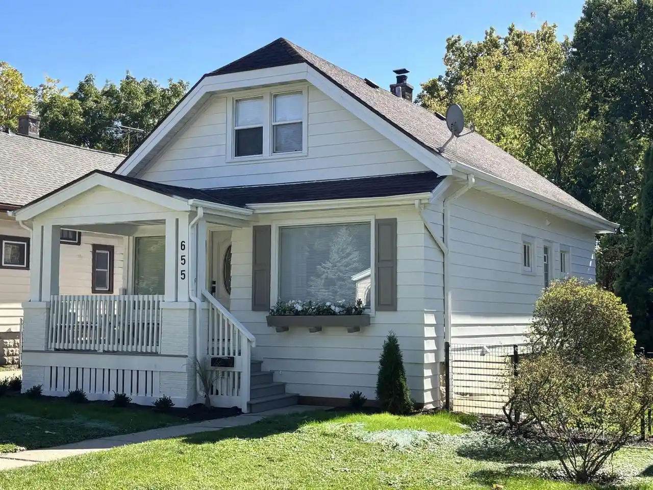 Single family home for sale at 655 S Oak Park Ct, Milwaukee, WI 53214 | MLS# 1983789
