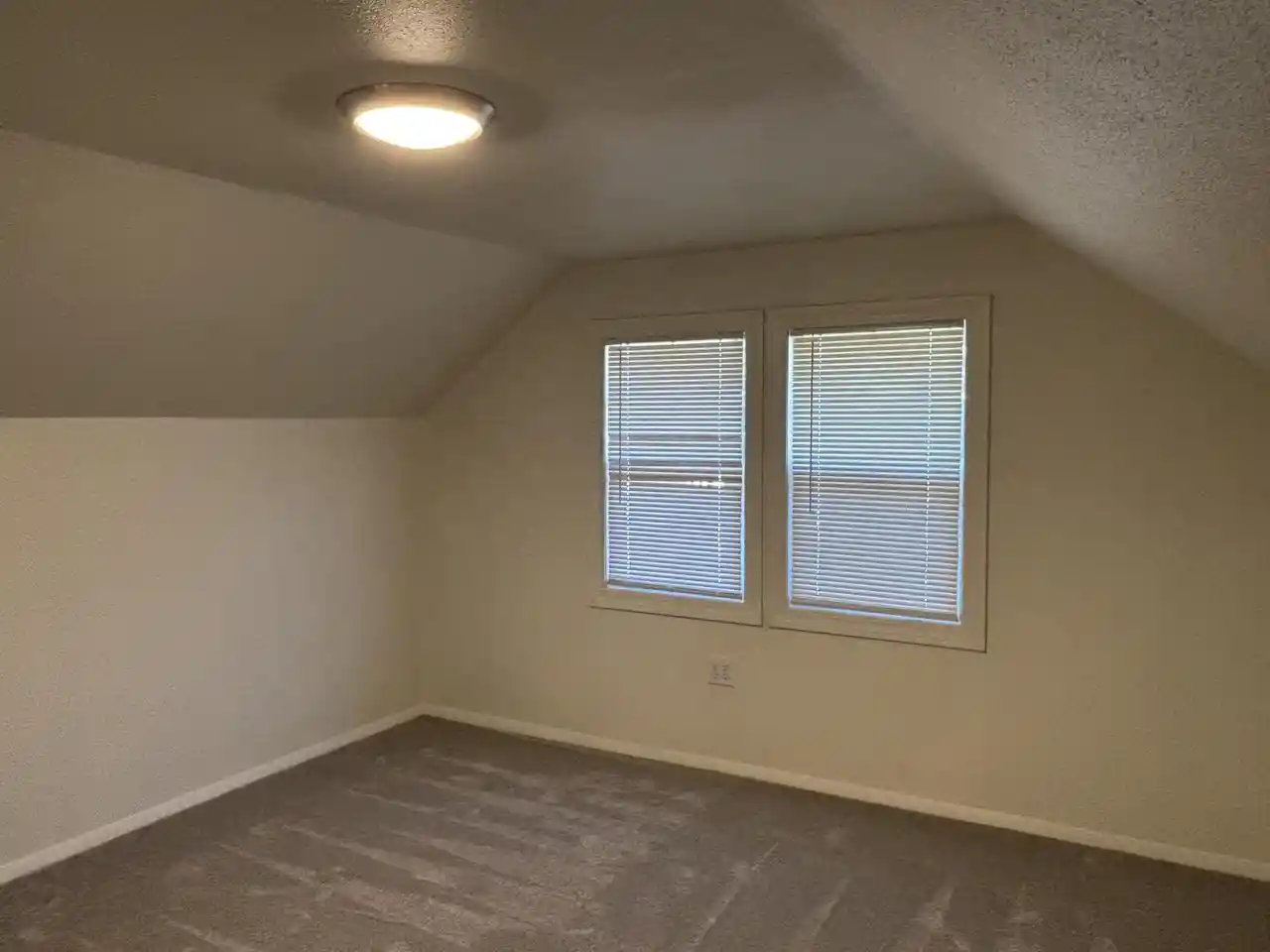 Photo 2 of Single family home for sale at 655 S Oak Park Ct, Milwaukee, WI 53214 | MLS# 1983789 | Listing updated on 2026-10-07