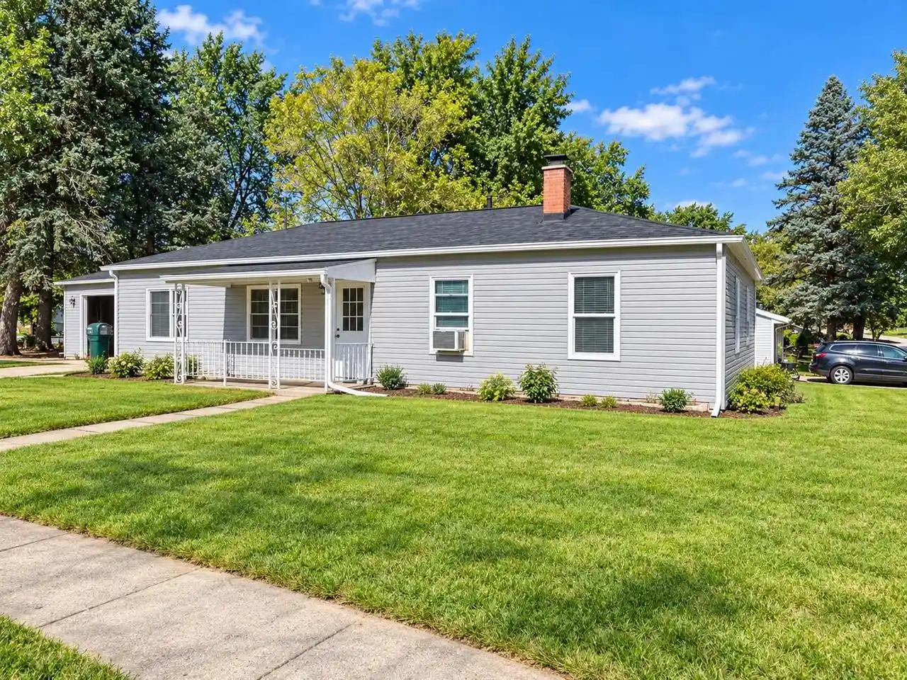 Photo 1 of Single family home for sale at 1705 Whipple St, Beloit, WI 53511 | MLS# 2034224 | Listing updated on 2026-10-08