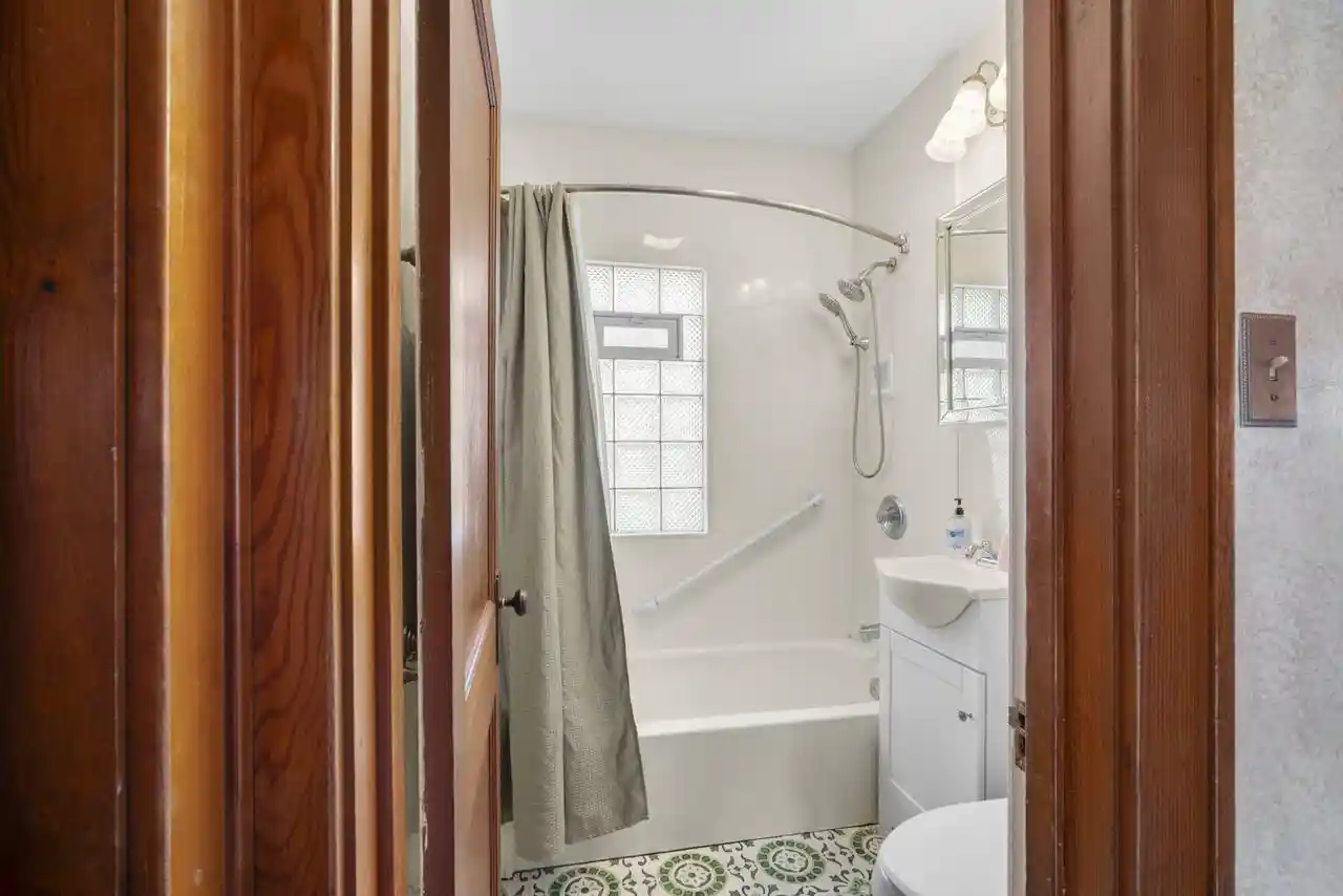 Photo 4 of Single family home for sale at 3958 S 1st Place, Milwaukee, WI 53207 | MLS# 1983795 | Listing updated on 2026-10-10