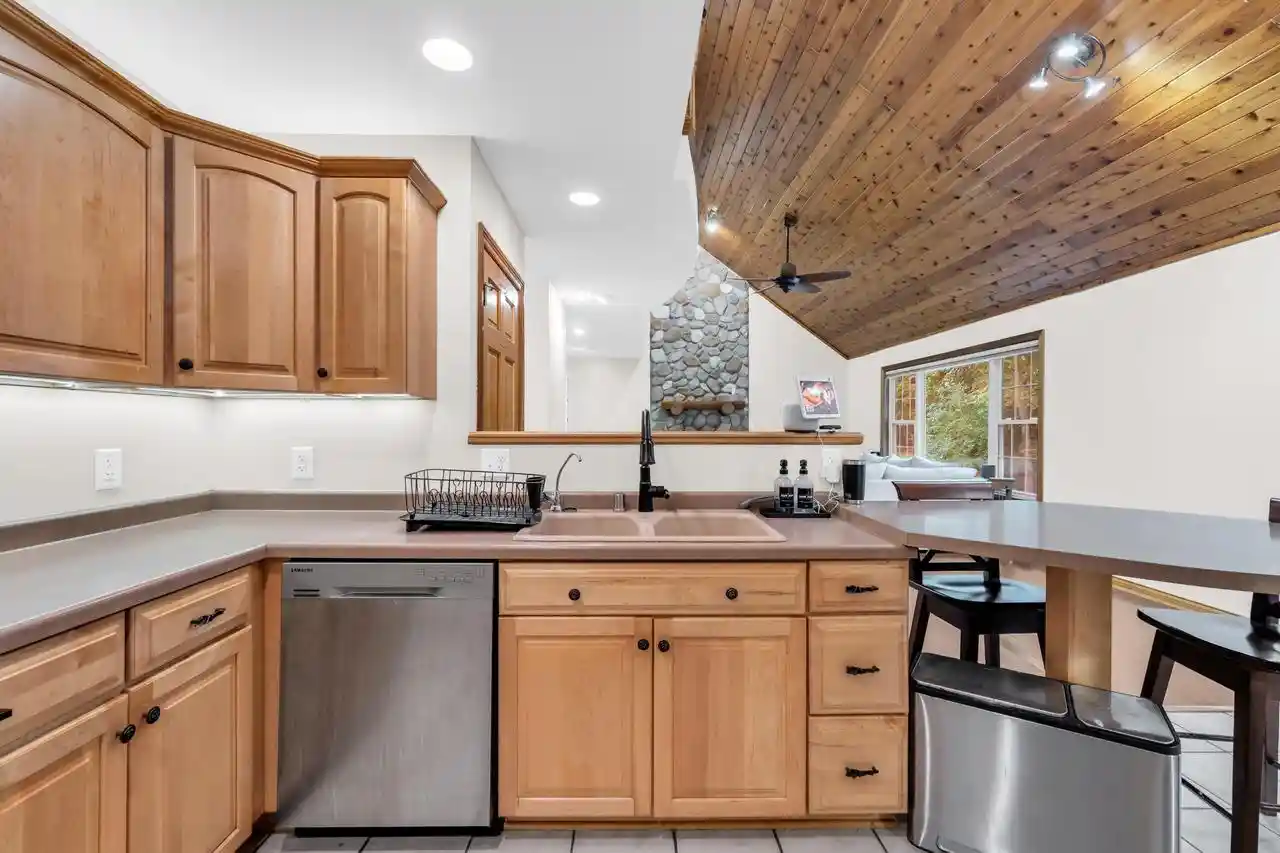 Photo 4 of Single family home for sale at 7111 Friisgard Vei, Waterford, WI 53185 | MLS# 1983803 | Listing updated on 2026-10-07