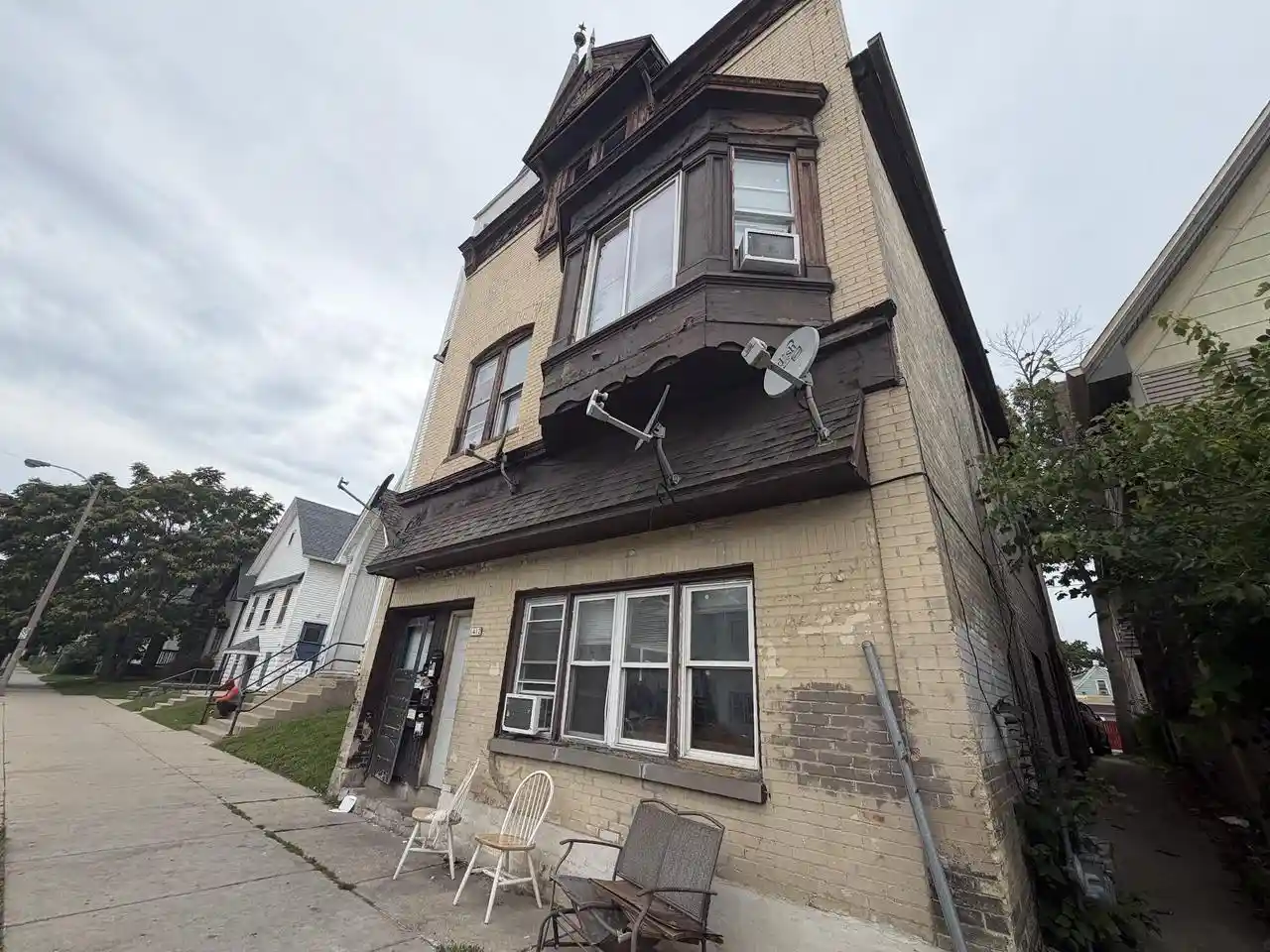 Multi family home for sale at 1412 W Greenfield Ave #1414, Milwaukee, WI 53204 | MLS# 1983807