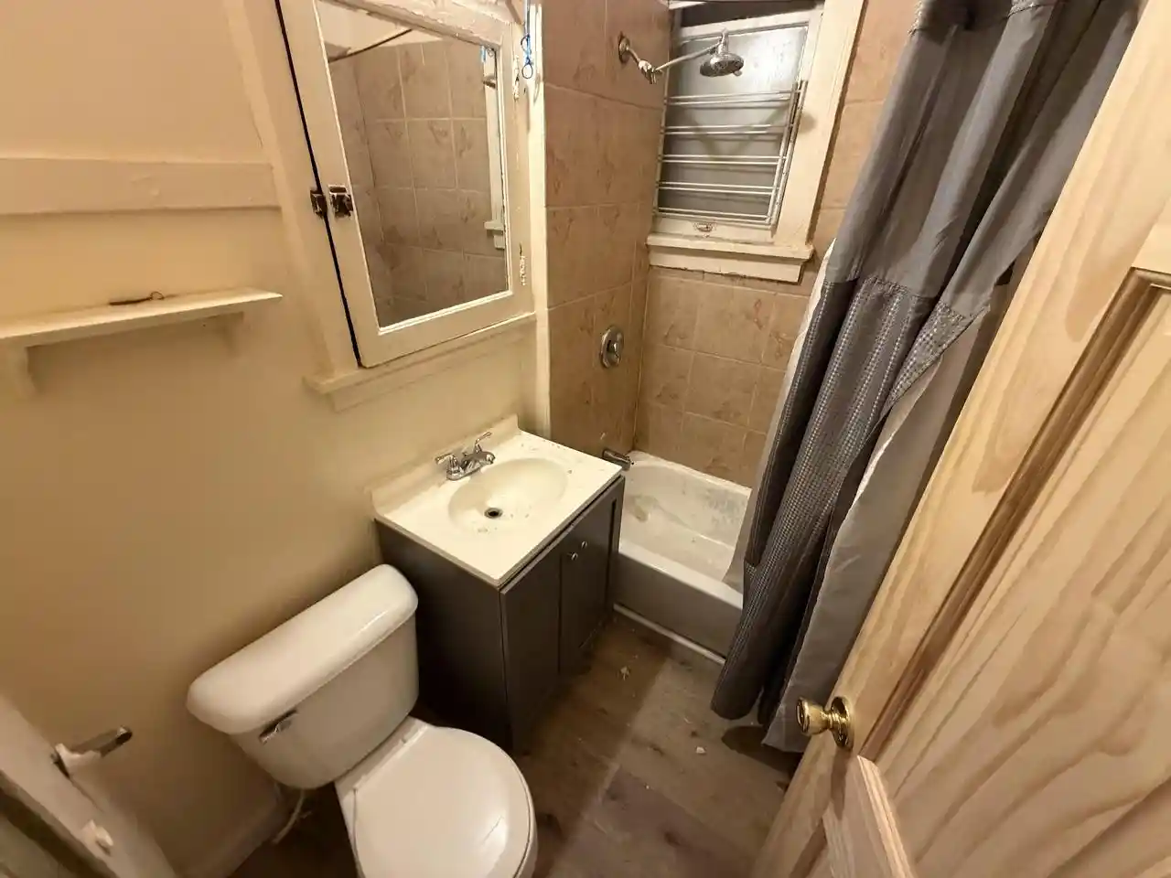 Photo 4 of Multi family home for sale at 1412 W Greenfield Ave #1414, Milwaukee, WI 53204 | MLS# 1983807 | Listing updated on 2026-10-07