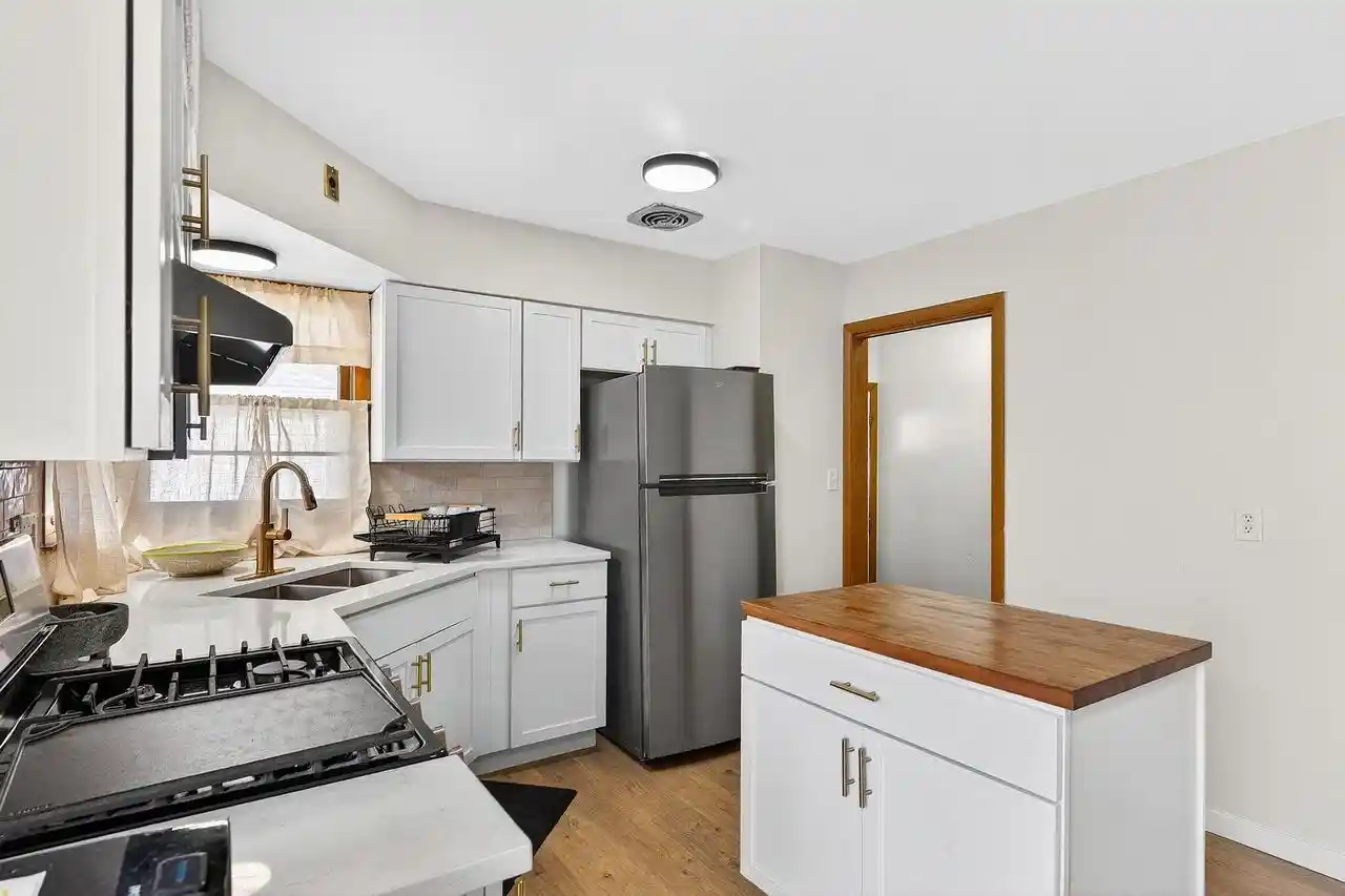 Photo 3 of Single family home for sale at 5402 39th Avenue, Kenosha, WI 53144 | MLS# 1983810 | Listing updated on 2026-10-07