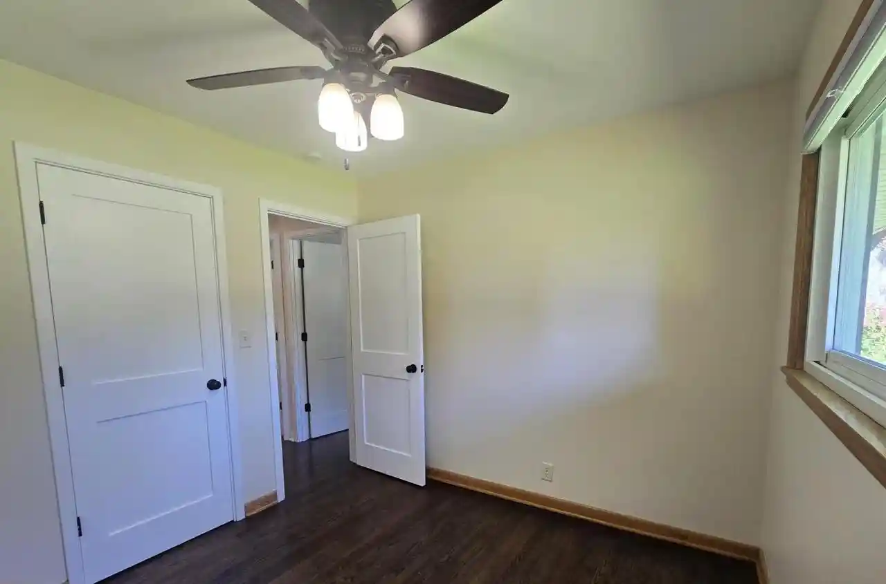 Photo 3 of Single family home for sale at 1425 S Sunny Crst Dr, New Berlin, WI 53146 | MLS# 1983811 | Listing updated on 2026-10-08