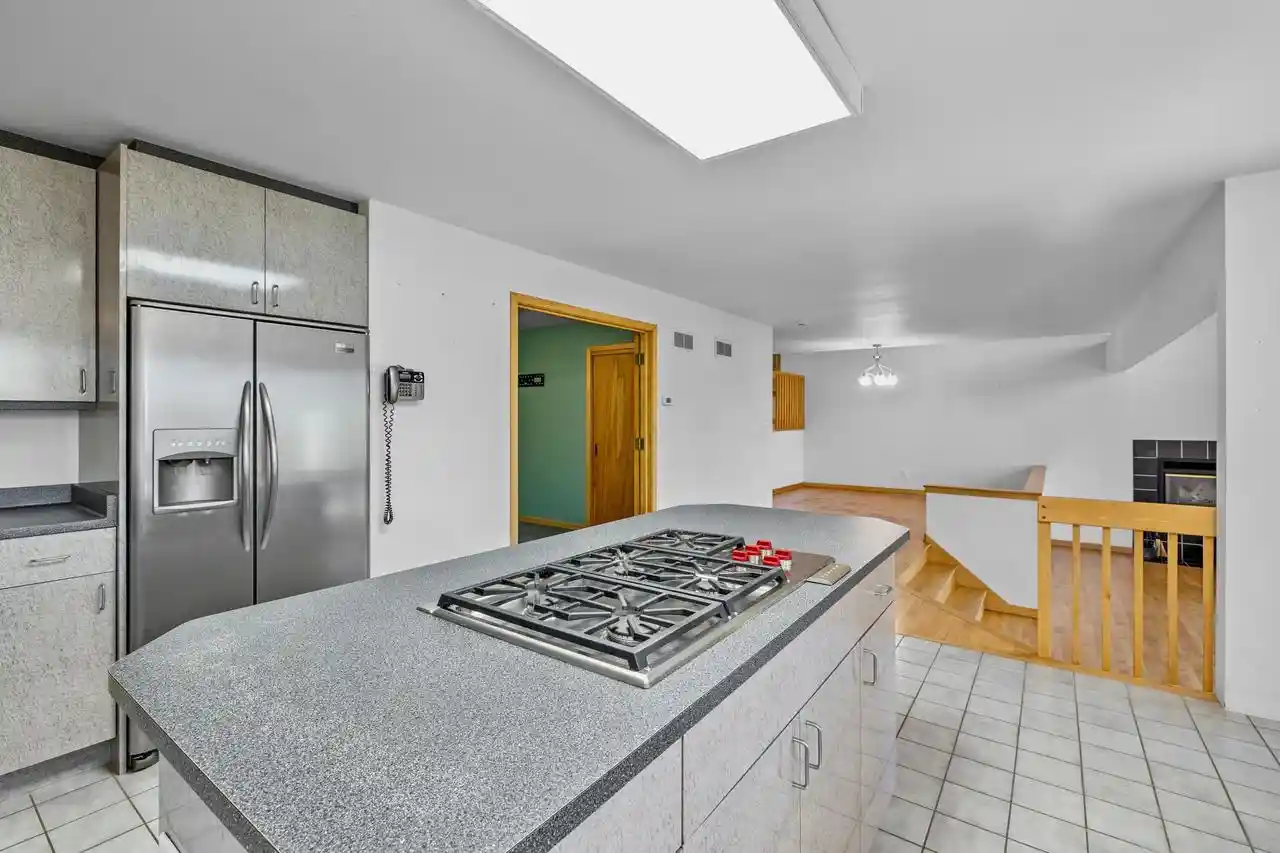 Photo 4 of Single family home for sale at 3364 Nagawicka Ave, Delafield, WI 53018 | MLS# 1983814 | Listing updated on 2026-10-09