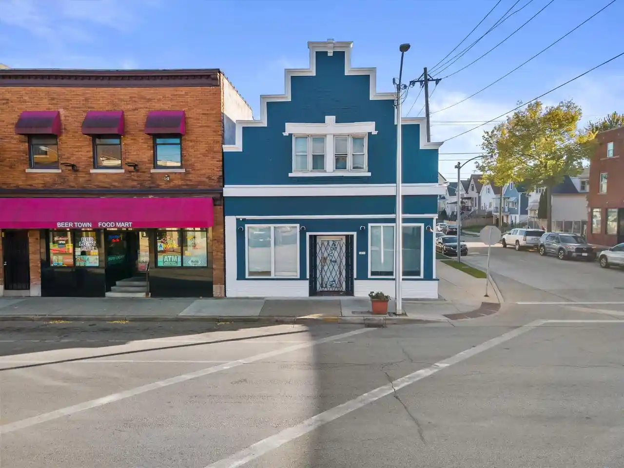 Multi family home for sale at 1033 W Lincoln Ave, Milwaukee, WI 53215 | MLS# 1983816