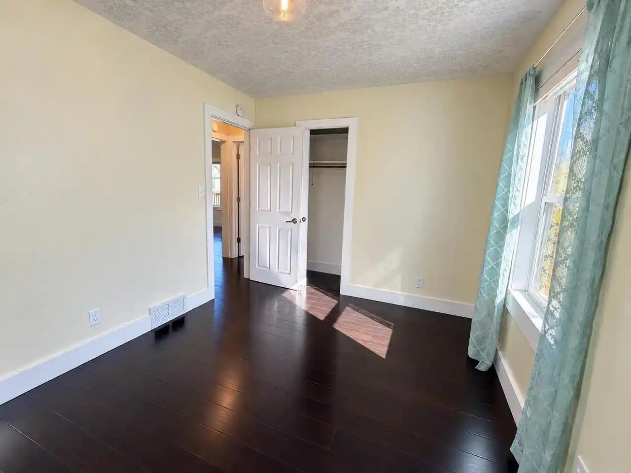 Photo 2 of Single family home for sale at 1723 Stoughton Ave, Tomah, WI 54660 | MLS# 2034237 | Listing updated on 2026-10-13