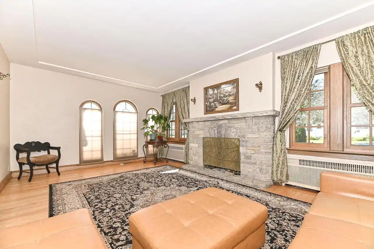 Photo 2 of Single family home for sale at 7926 Hillcrest Dr, Milwaukee, WI 53213 | MLS# 1983831 | Listing updated on 2026-10-08