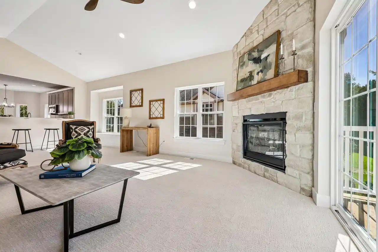 Photo 4 of Condo for sale at 6777 S Prairiewood Ln, Franklin, WI 53132 | MLS# 1983838 | Listing updated on 2026-10-09