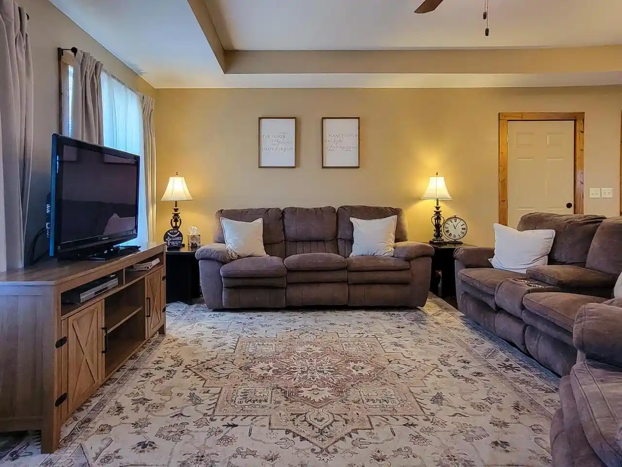 Photo 2 of Single family home for sale at 2270 Lensmire Ln, Waupaca, WI 54981 | MLS# 50333952 | Listing updated on 2026-10-10