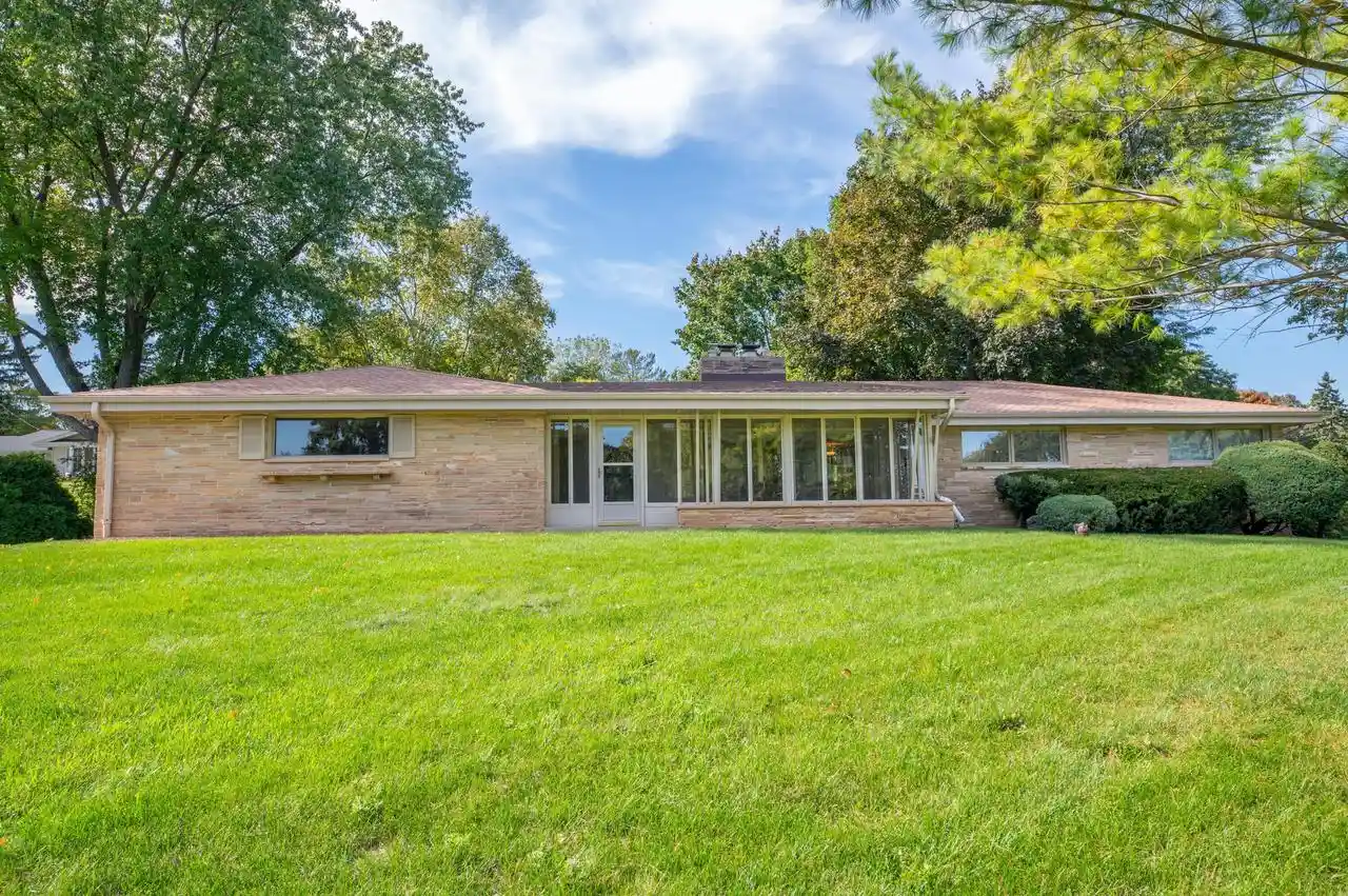 Single family home for sale at 15300 High Knoll Ln, Brookfield, WI 53005 | MLS# 1983853